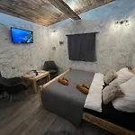 Tinyhouse Kank - *