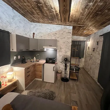 Tinyhouse Kank - *
